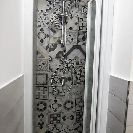 Vivere La Ciambra 3*